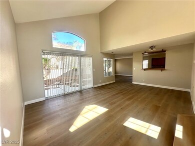 9900 Meandering Creek Ct, Las Vegas, NV 89117 - photo 5