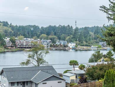 Lake views Main Bedroom