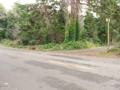 2 lots on 1st St