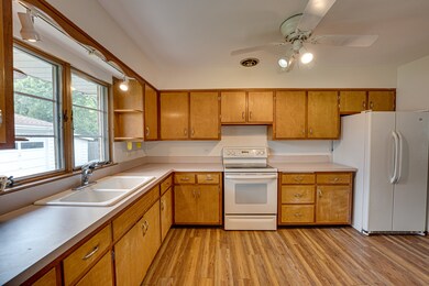 1221 N Webster St, Naperville, IL 60563 - photo 7