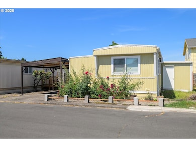 1120 W Fairview Dr unit 7, Springfield, OR 97477 - photo 4