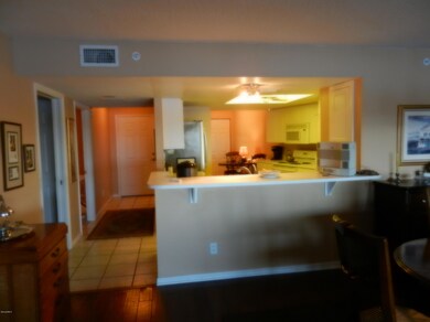 Bar dividing dining area