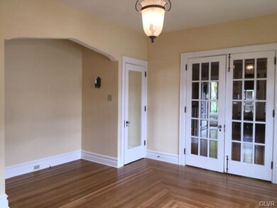 2105 W Highland St, Allentown, PA 18104 - photo 5