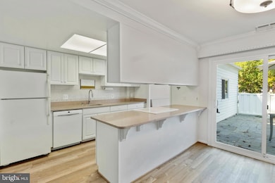 3638 Edelmar Terrace unit 123-B, Silver Spring, MD 20906 - photo 5