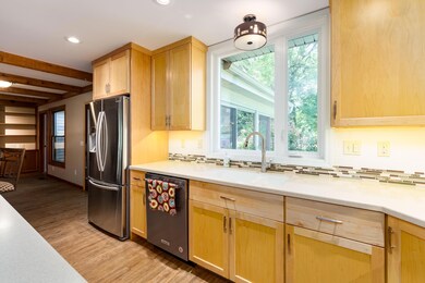 Applelane_Circle_3017_Kalamazoo_49008-11
