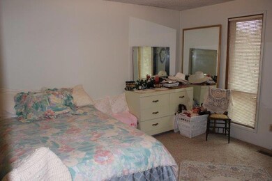 521 Addison St, Klamath Falls, OR 97601 - photo 6