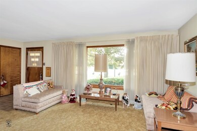 18333 Argyle Ave, Homewood, IL 60430 - photo 3