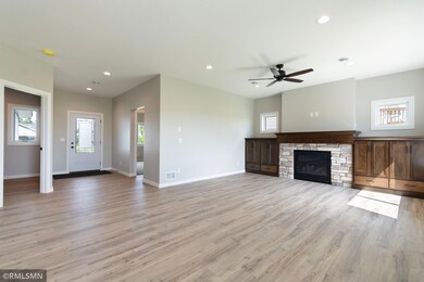 1534 9th Ave SW, Hutchinson, MN 55350 - photo 4