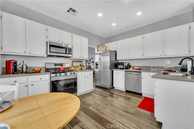 37051 Alder St, Palmdale, CA 93552 - photo 7