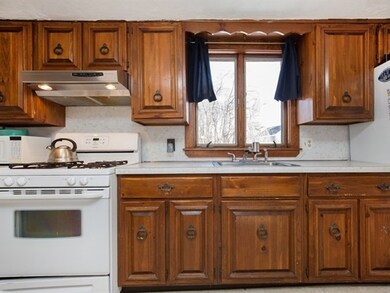 13 Andrews St, Danvers, MA 01923 - photo 6