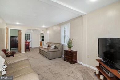 877 Beechwood Rd, Lower Merion, PA 19083 - photo 3