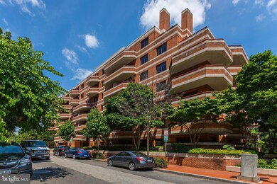 Emerson House on the Park unit 510, Washington, DC 20037 - photo 2