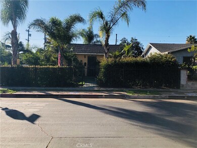 680 E 118th St, Los Angeles, CA 90059 - photo 2