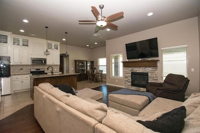 10217 SW 24th St, Yukon, OK 73099 - photo 7