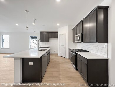 4608 W 47th St, Broken Arrow, OK 74011 - photo 5