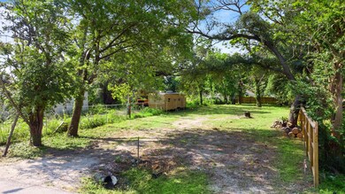 735 Homer St, Houston, TX 77091 - photo 2