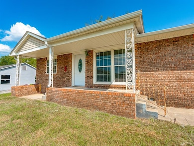 1024 Hillside Dr, Ada, OK 74820 - photo 6