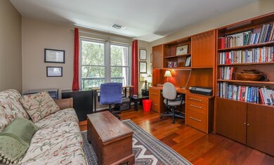 97 Anderer Ln unit 102, West Roxbury, MA 02132 - photo 5