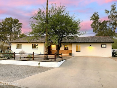 4237 E Kilmer St, Tucson, AZ 85711 - photo 2