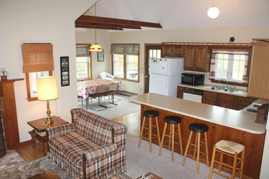 LivingRoom4