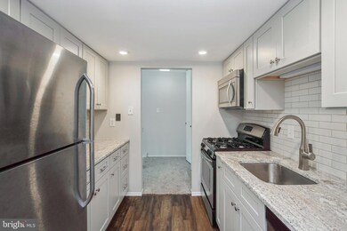 58 Old Forge Crossing unit 58, Devon, PA 19333 - photo 3