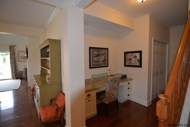 10 St Marks Square, Guilderland, NY 12084 - photo 3