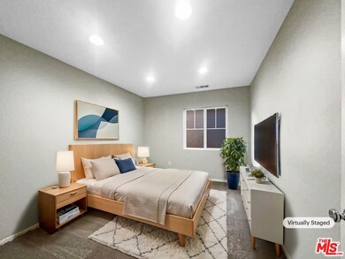 24043 Tango Dr, Valencia, CA 91354 - photo 4