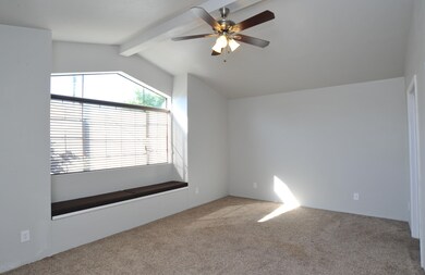 6210 E 2nd St (36)