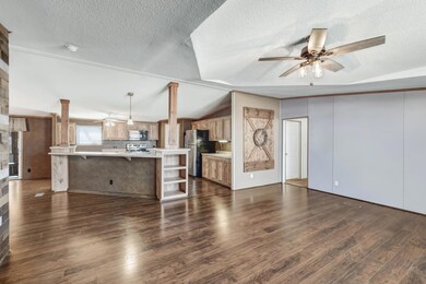 275 Oakley Cir, Weatherford, TX 76085 - photo 6