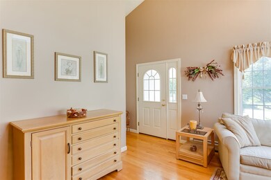 25 Briallia Cir, Newmarket, NH 03857 - photo 5