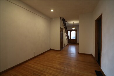 129 Hennepin St, Lincoln, IL 62656 - photo 4