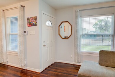 8905 N Main St, Houston, TX 77022 - photo 5