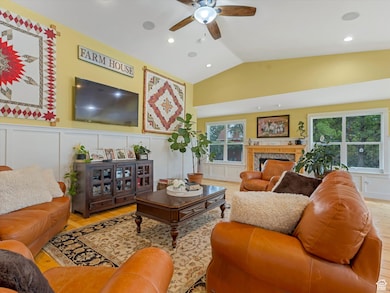 2375 Bonanza Way, South Jordan, UT 84095 - photo 4