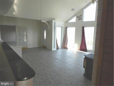 42 Frye Rd, Hedgesville, WV 25427 - photo 3