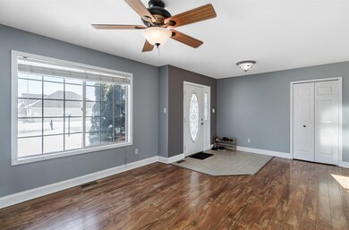 10319 Pike St, Crown Point, IN 46307 - photo 3