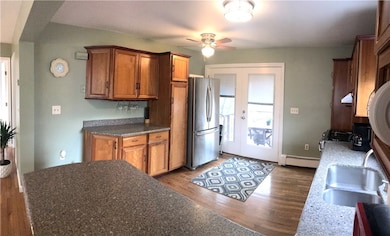 61 Holliston Ave, Portsmouth, RI 02871 - photo 7