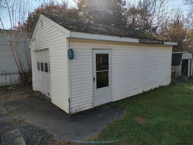 71 Macarthur Dr, Schenectady, NY 12302 - photo 4