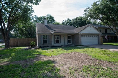 4001 Lee Ln, Pearland, TX 77584 - photo 2