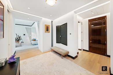 53 W 53rd St unit 50B, New York, NY 10019 - photo 5
