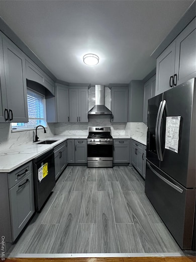 1233 Lydig Ave unit 1st fl, Bronx, NY 10461 - photo 6