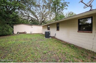 2922 Carleon Rd, Jacksonville, FL 32218 - photo 4