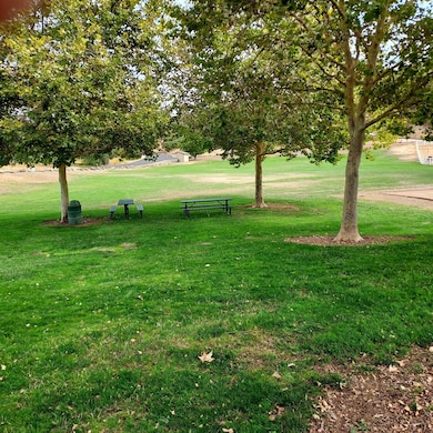 Diehl Field  The beautifully maintained playing field hosts many different ball games for all ages. Though too small for a standard baseball field, Soccer teams practice regularly. There is also a volleyball sandpit, boccie ball court, and a basketball court. There is a shaded picnic area for family use. Diehl Park is often a staging area for outdoor community events.