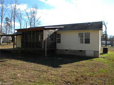 4327 Happy Hollow Rd, Asheboro, NC 27205 - photo 2