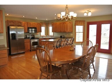 4 Quail Ln, Jacksonville, IL 62650 - photo 4