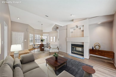 3404 Silverstone Ct, Plant City, FL 33566 - photo 5