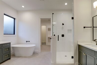 1079 W 41st St, Houston, TX 77018 - photo 5