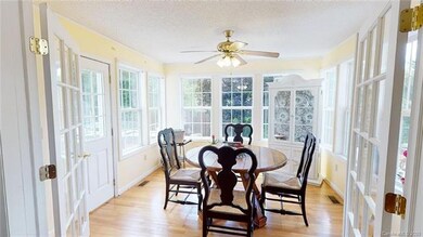 4 Apple Blossom Ln, Hendersonville, NC 28792 - photo 7