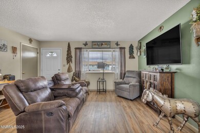 24-web-or-mls-1041-roberta-ct