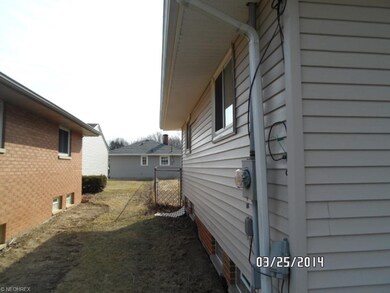 375 Gayle Dr, Sheffield Lake, OH 44054 - photo 4