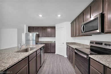 217 Magellan St, Fort Myers, FL 33913 - photo 5